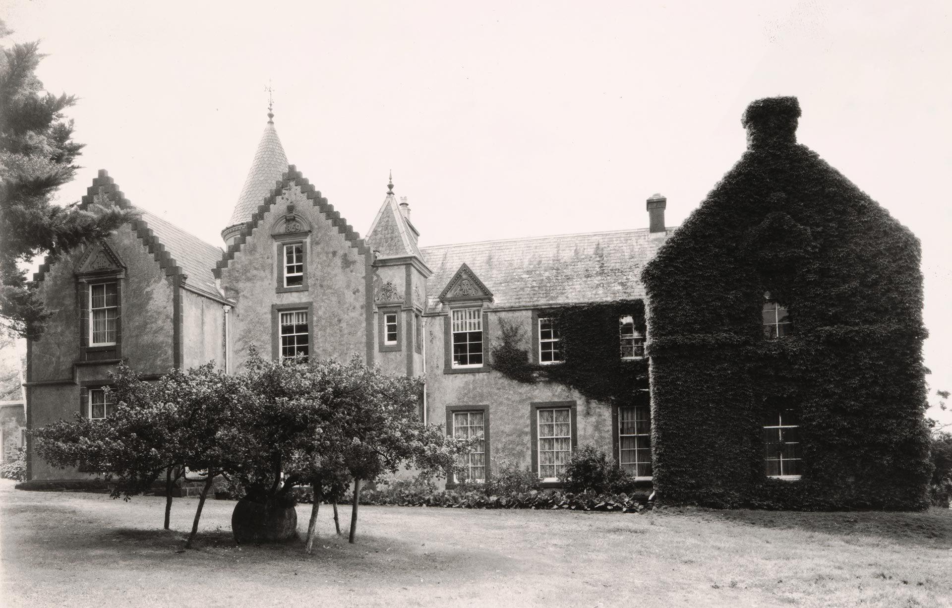 Archival photograph of Overnewton Castle